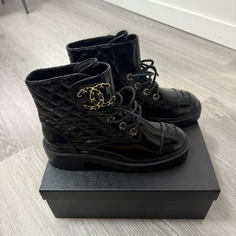 Chanel
2021 Interlocking CC Logo Combat Boots